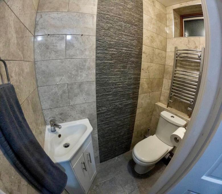 Apartament Unique 3bd Flat King Size Bed Londra